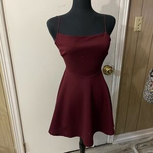 Elegant Burgundy Spaghetti Strap Dress